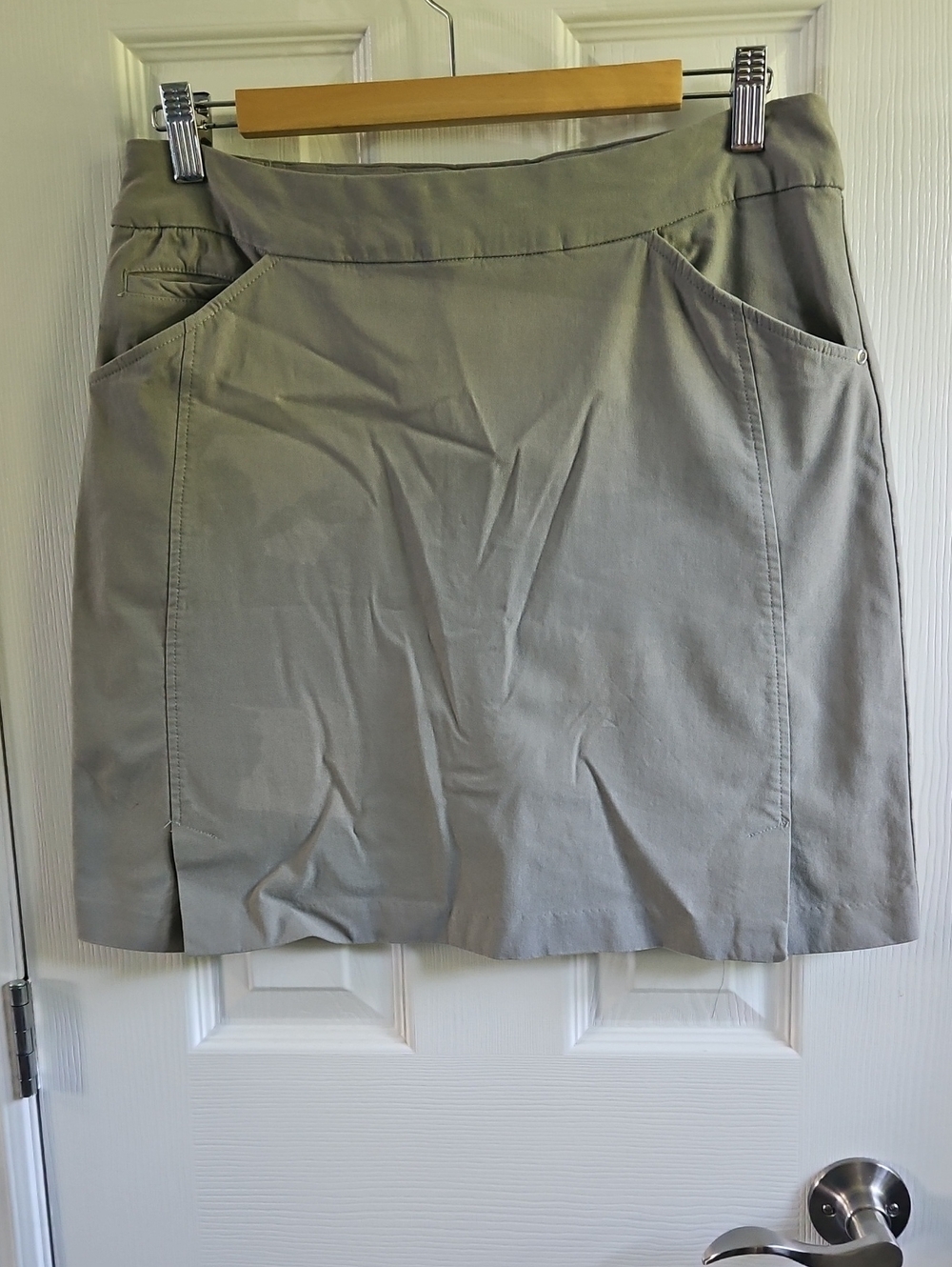 Comtemporaine Skort Size 10 Gray Color
